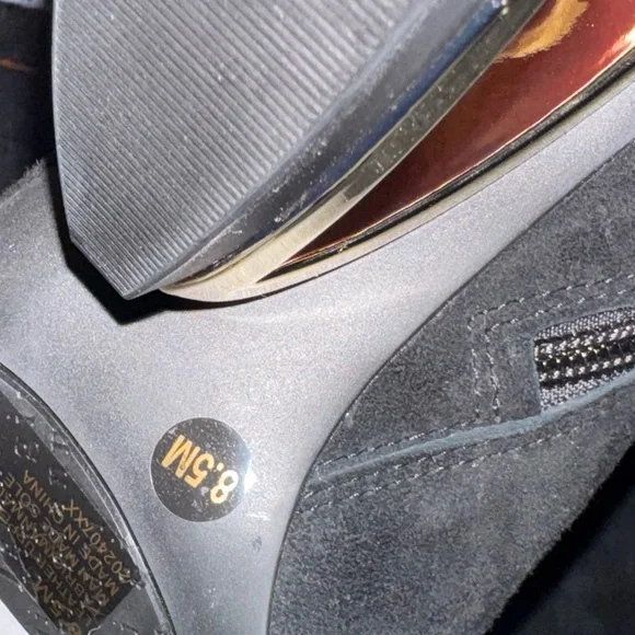 NWT Gianni Bini Harrison Suede Architectural Wedge Black Booties Sz 8,5 - Picture 8 of 8